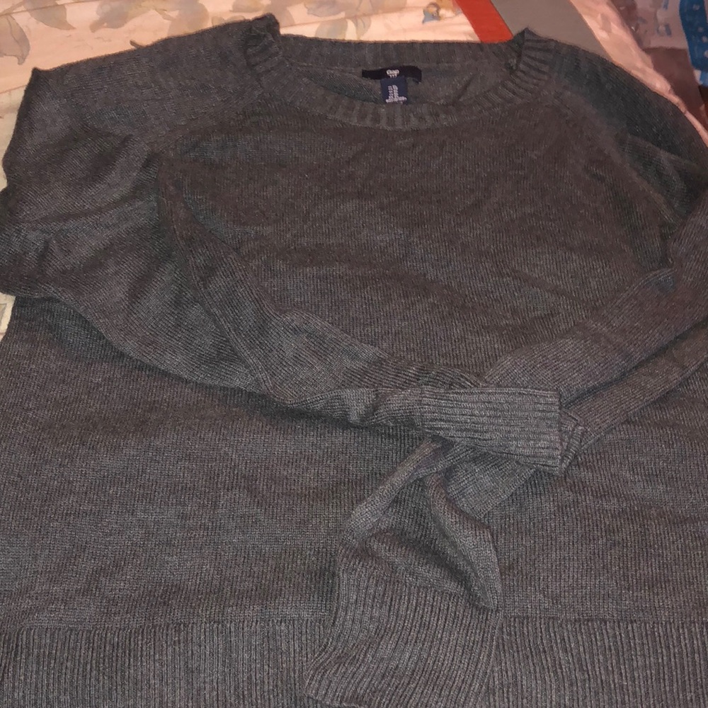 Grey men’s cardigan